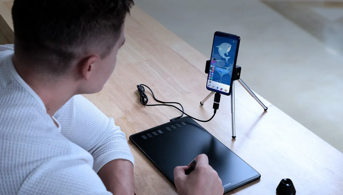 Графічний планшет Huion 8.7"x5.4" H950P, microUSB, чорний