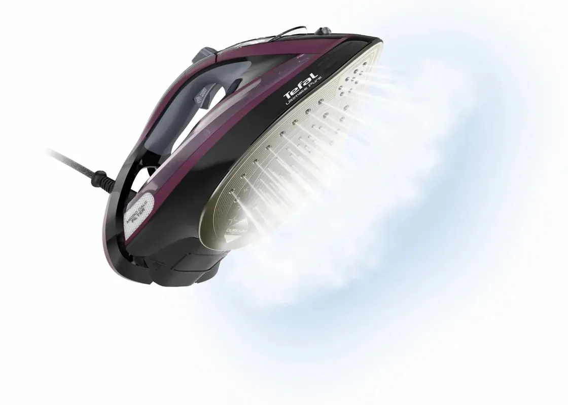 Праска Tefal Ultimate Pure, 3000Вт, 350мл, паровий удар -240гр, постійна пара - 55гр, керамічна підошва, чорний з фіолетовим.