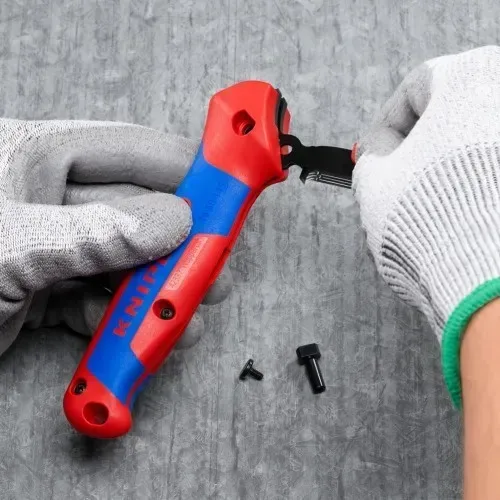 Нож монтерский KNIPEX изогнутое лезвие до 7 мм 0 065 кг