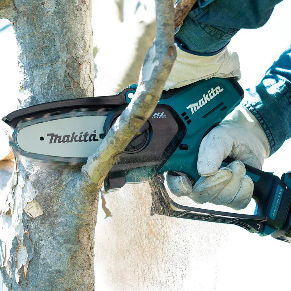 Аккумуляторная цепная пила Makita CXT UC100DZ 108В, 10 см, 15 кг (без аккумулятора и зарядного устройства)
