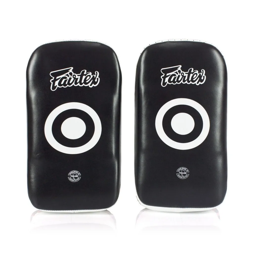 Перевод: "Пады для тайского бокса Fairtex, искусственная кожа, черные."