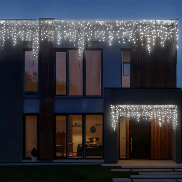 Вулична гірлянда Бахрома 50 м 840 LED чорний провід білий