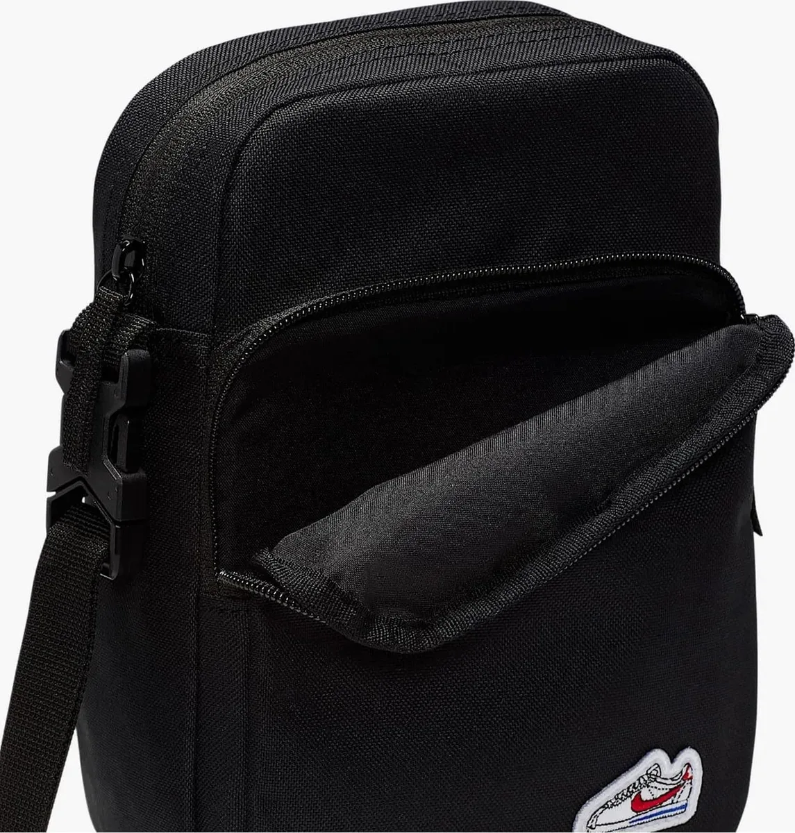 Сумка Nike 100% поліестер 15x23x8 см чорна унісекс 4 л
