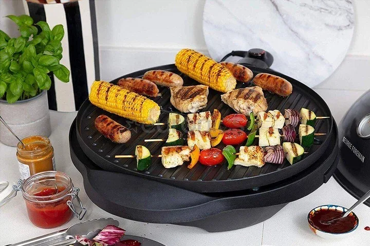 Электрогриль Russell Hobbs 2400 Вт черный 50,4х30,2 см антипригарный