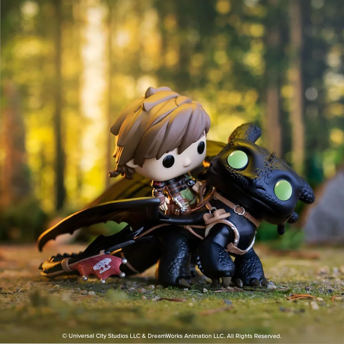 Ігрова фігурка Funko POP! вініл 12,7 см Гикавка з Беззубиком