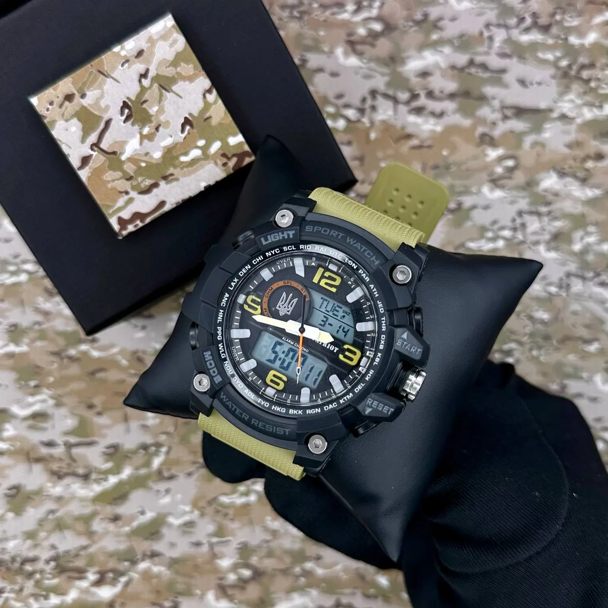 Наручні годинники Patriot 012BKKHUASI водонепроникні 50 м хаки 52х52 мм