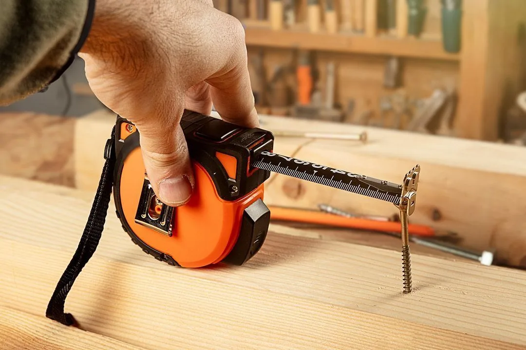 Рулетка Neo Tools Ultra Black, 5м x 25мм, з автоматичним фіксатором та магнітним наконечником.
