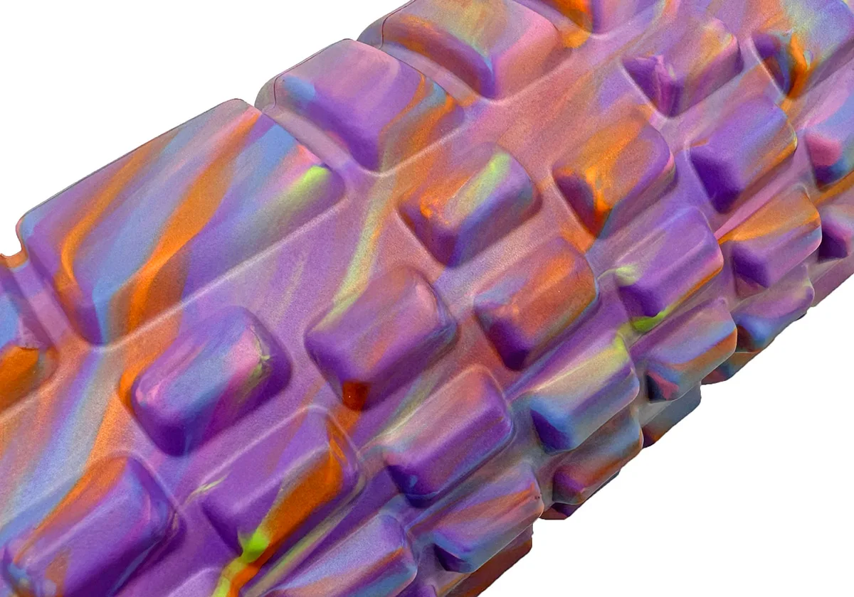 Масажний ролик EasyFit EVA 33 см Фіолетовий 3D поверхня
