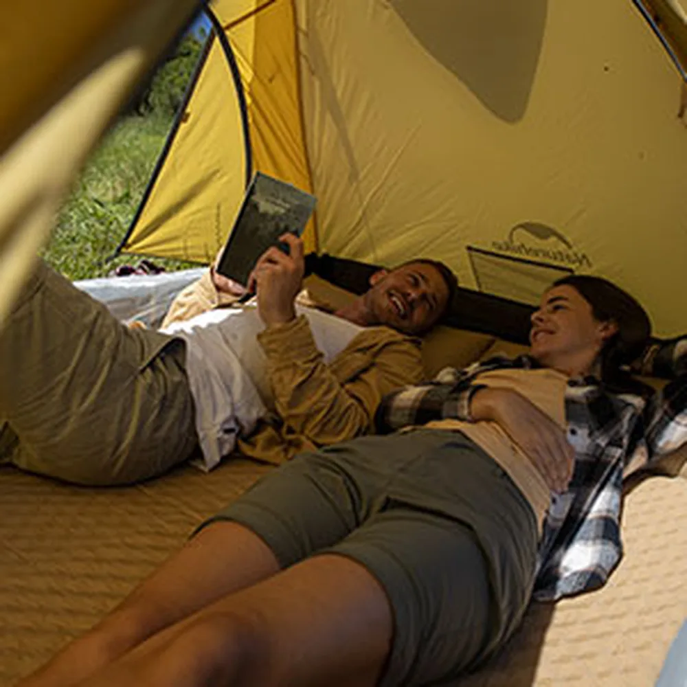 Намет чотиримісний Naturehike поліефір 210T 210х265х100 см світло-сірий