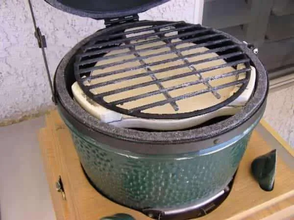 Керамический отсекатель жара Big Green Egg 38х38 см Белый