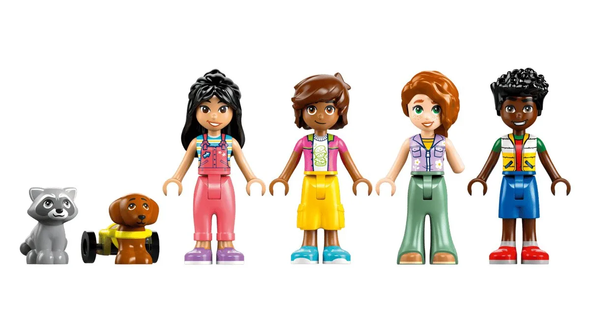 Конструктор LEGO Friends 8+ дерев'яний будиночок з тваринами