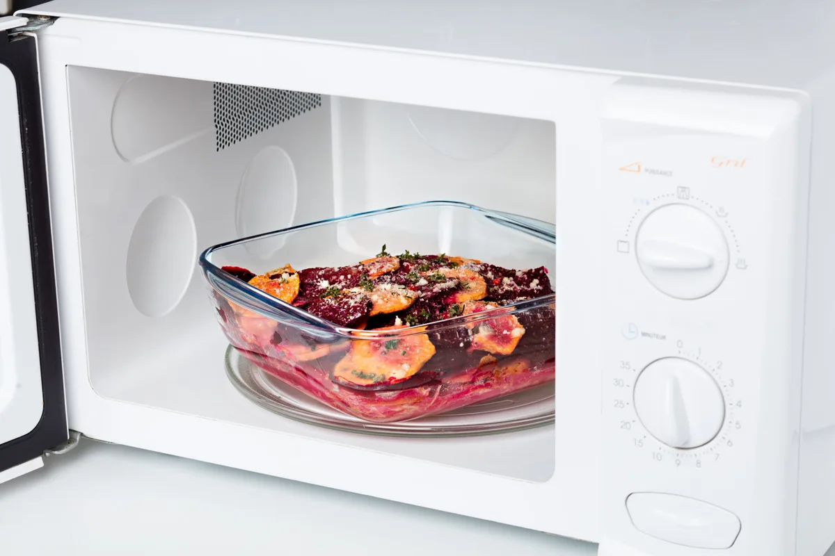 Форма квадратна з кришкою Pyrex боросилікатне скло 25х22х7 см