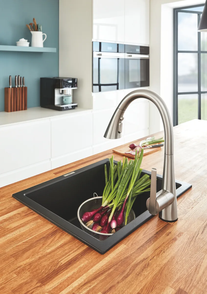 Композитна мийка Grohe штучний камінь 533х457 мм чорний матовий