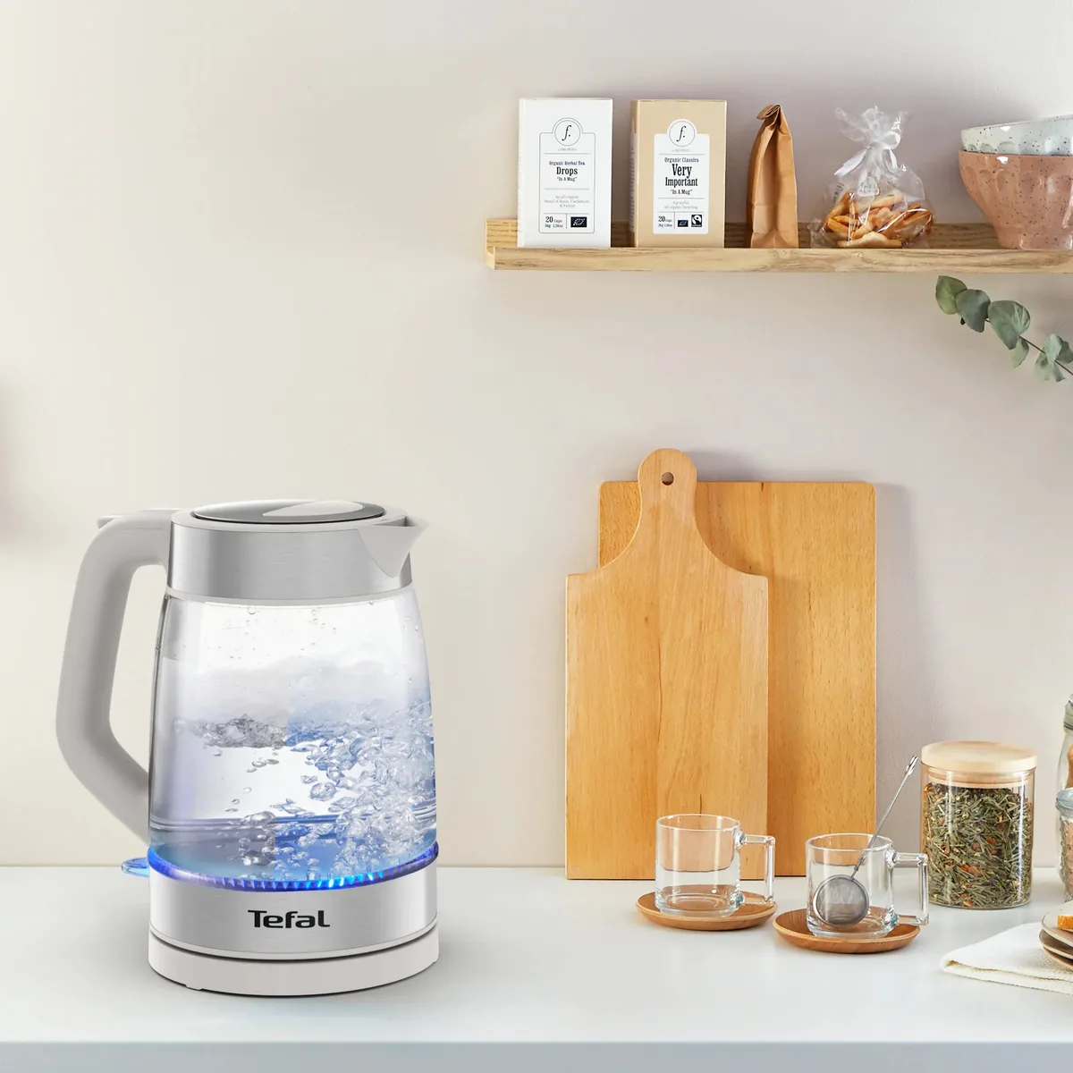 Електрочайник Tefal Скляний 1.7л з підсвіткою, біло-сріблястий.
