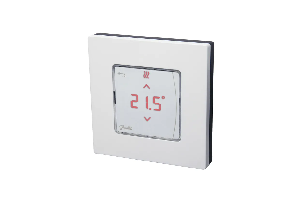 Терморегулятор Danfoss Icon2 RT, дисплей, +5...35 °C, программируемый, проводной, накладной, 24В, белый.