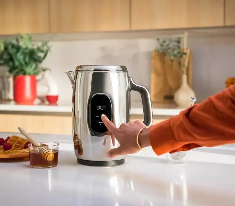 Электрочайник Tefal Majestuo 15л с двойной изоляцией, 9 температурными режимами, функцией поддержания температуры и сенсорным управлением