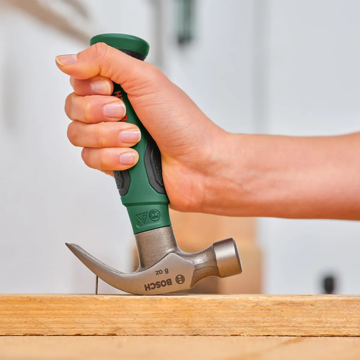 Слесарный молоток Bosch 225 г, 166 см, рукоятка из композитного материала