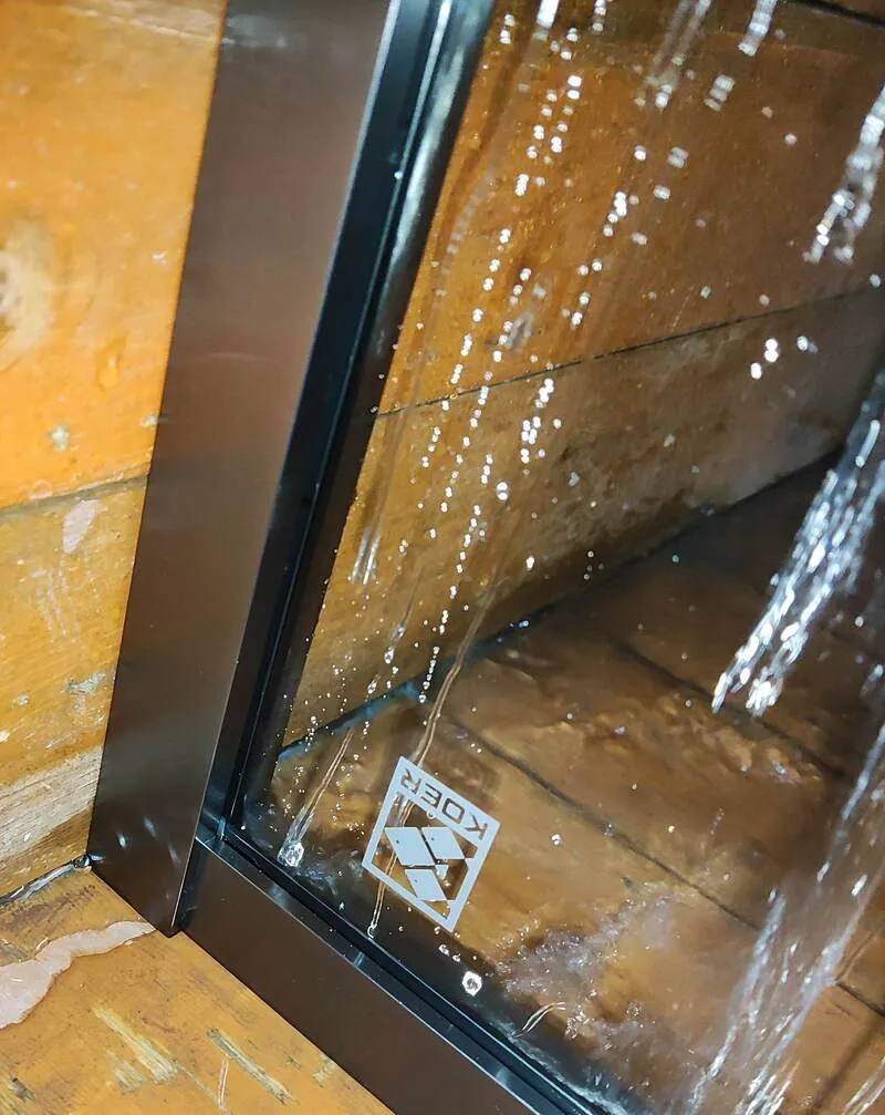 Душова кабіна Koer 90x90 см без піддону гартоване скло 6 мм прозоре графіт
