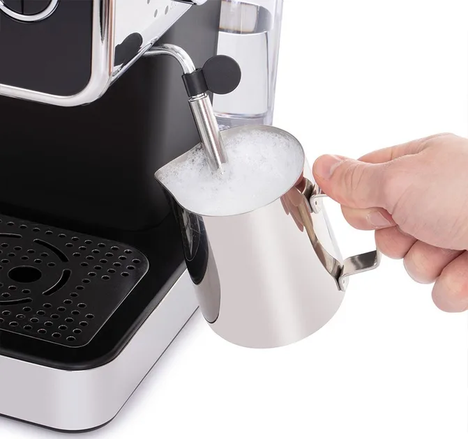 Кавоварка еспрессо Russell Hobbs метал чорний 34,2х27х29 см 1350 Вт 15 бар