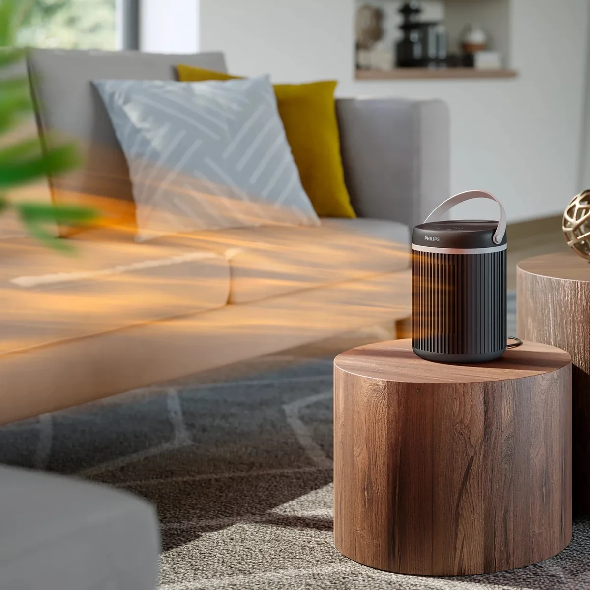 Тепловой вентилятор Philips Series 3000 для площади до 20 м2, мощность 2000 Вт, электронное управление, керамический нагревательный элемент, Wi-Fi, темно-серый.
