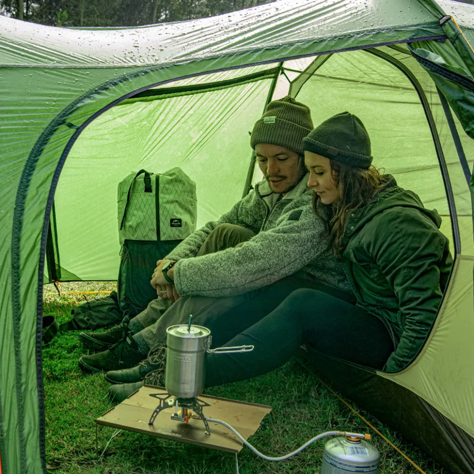 Намет тримісний Naturehike нейлон 420х210х120 см світло-зелений