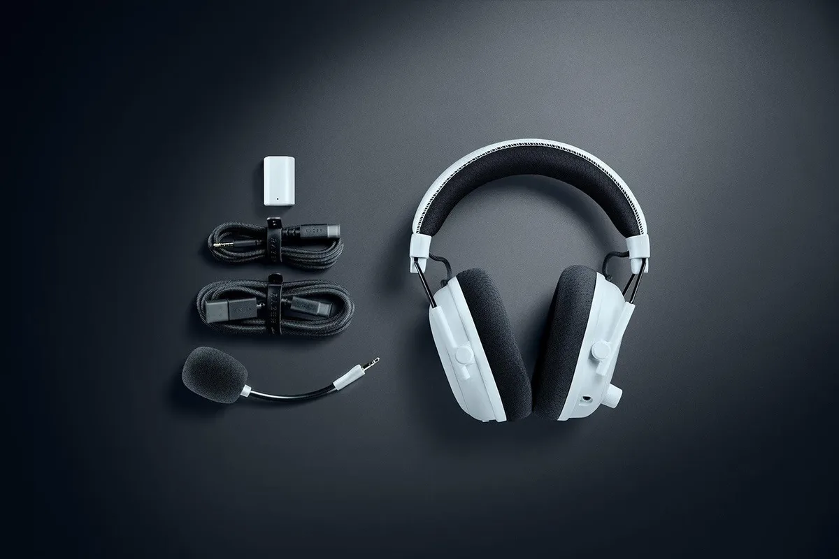 Гарнітура Razer бездротова біла 50 мм закриті 320 г
