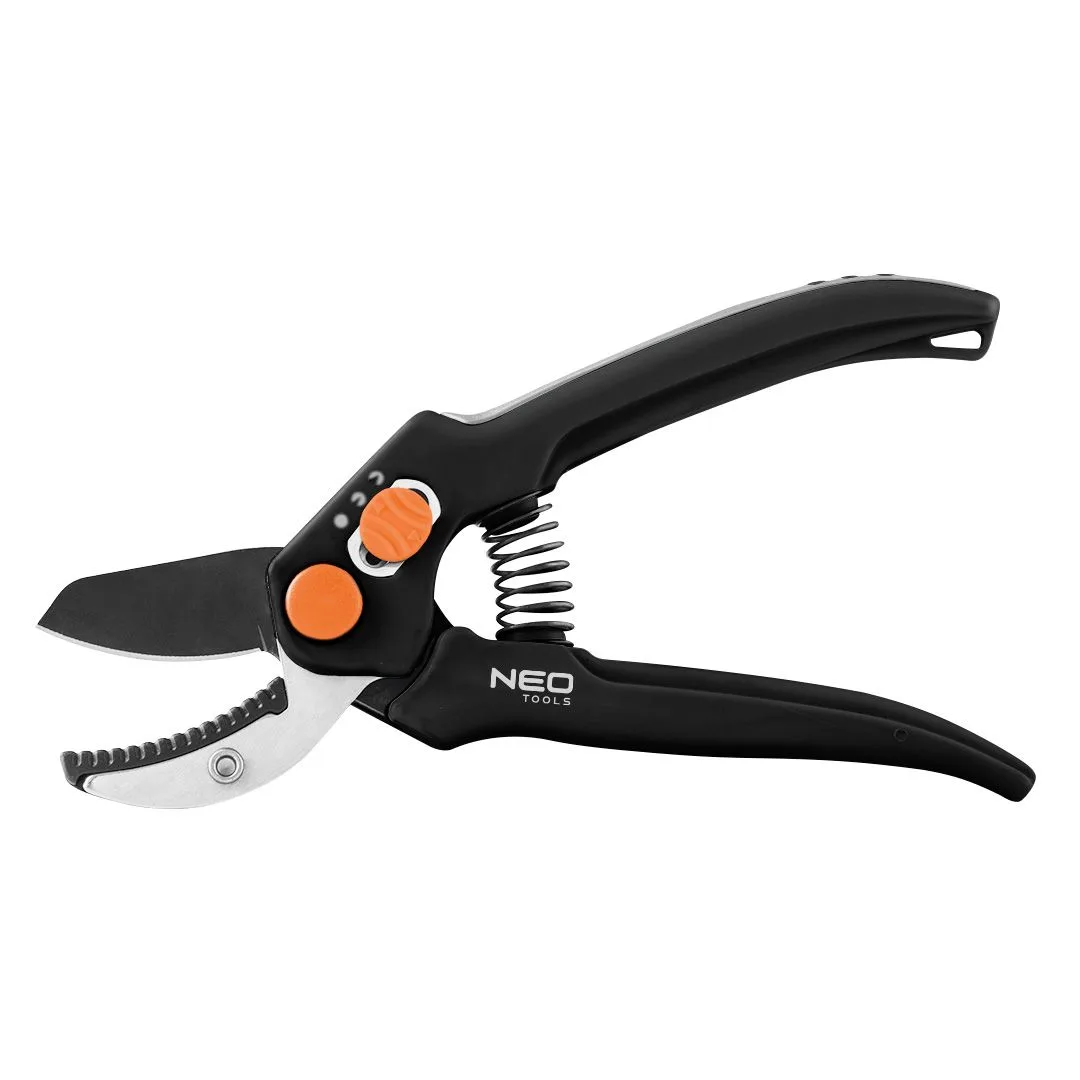Секатор контактний Neo Tools, D типу різу 15 мм, довжина 185 мм, вага 169 г.