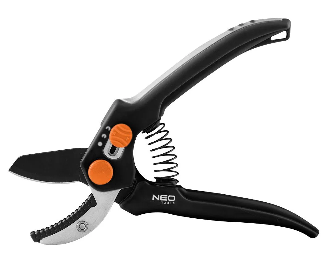 Секатор контактний Neo Tools, D типу різу 15 мм, довжина 185 мм, вага 169 г.