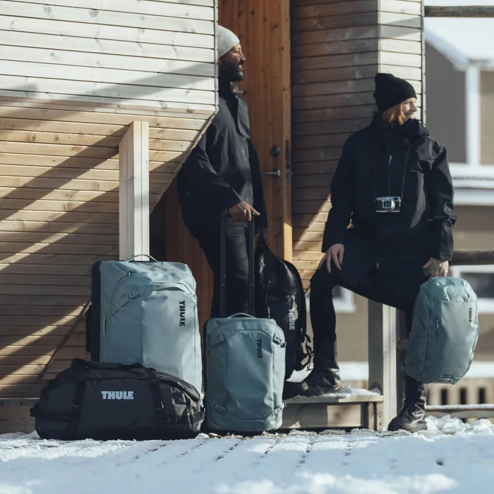 Дорожня сумка Thule 100% перероблений поліестер 30L Чорна