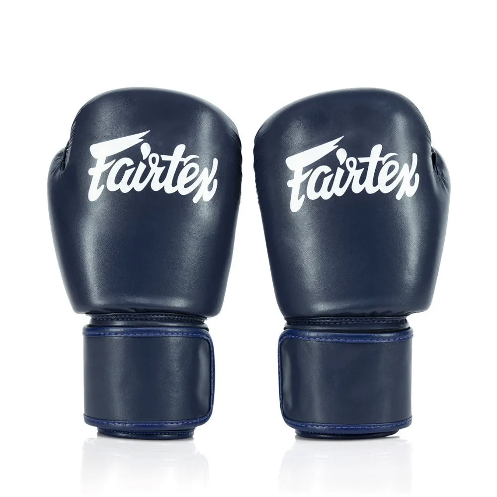 Боксерські рукавиці Fairtex штучна шкіра 10 унцій сині з бинтами в комплекті