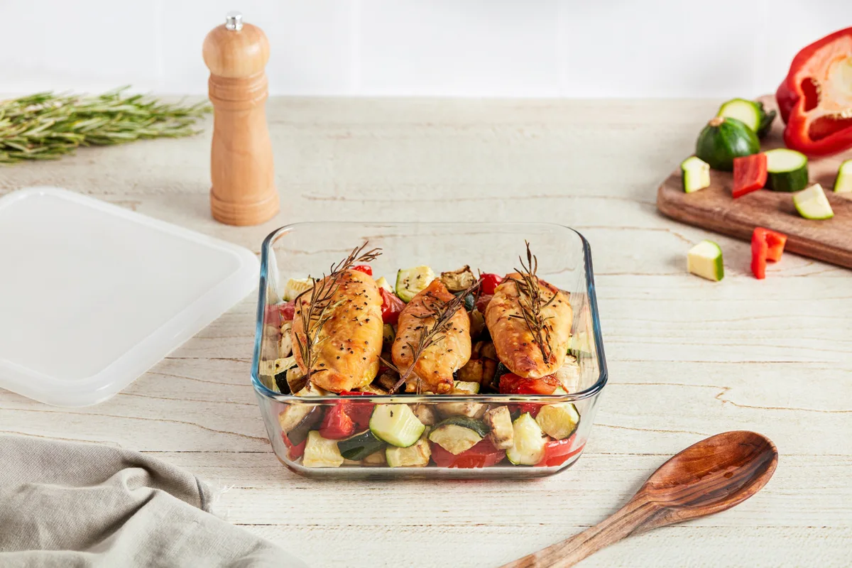 Форма с крышкой Pyrex боросиликатное стекло квадратная 20х20х7 см