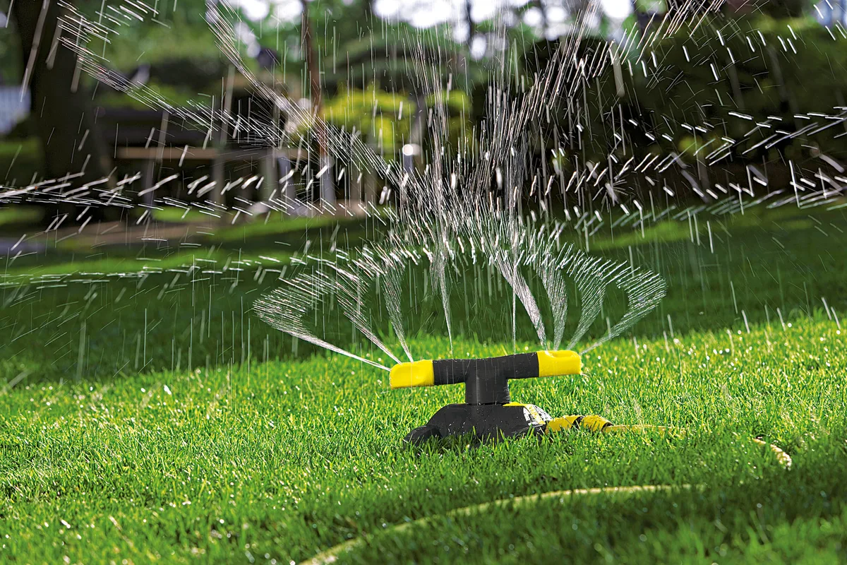 Зрошувач дощовий Karcher "RS 120/2", обертовий, круговий, для поливу площі до 50-113 м2.