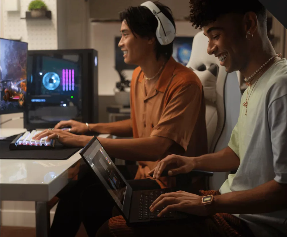 Ноутбук HP OMEN MAX 16-ah0040ua 16" 2.5K OLED, Intel U9-275HX, 64GB, F2TB, NVD5080-16, DOS, чорний