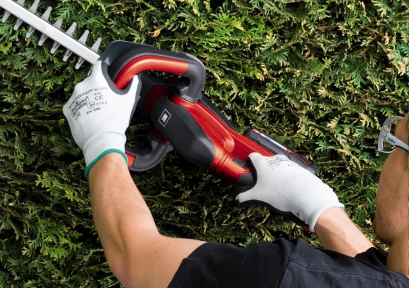 Акумуляторний кущоріз Einhell GE-CH 1846 Li-Solo 18В PXC, довжина леза 46 см, крок різу 15 мм, вага 2 кг, без батареї та зарядного