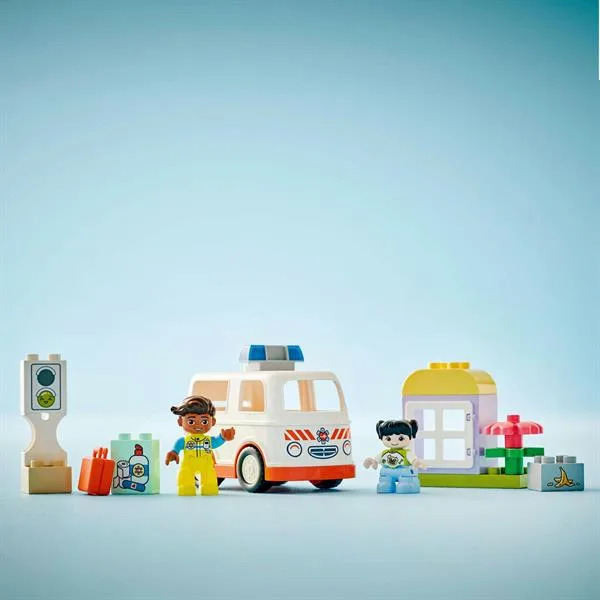 LEGO DUPLO Конструктор Швидка допомога 19 деталей пластик 26х19х9 см