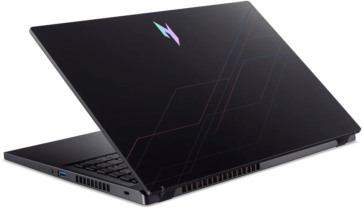 Ноутбук Acer Nitro V 15 ANV15-52 15.6" FHD IPS, Intel i9-13900H, 32GB, F1TB, NVD5060-8, Lin, чорний
