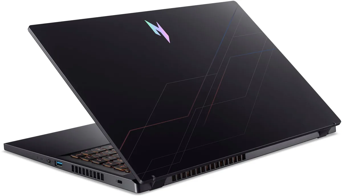 Ноутбук Acer Nitro V 15 ANV15-52 15.6" FHD IPS, Intel i9-13900H, 32GB, F1TB, NVD5060-8, Lin, чорний