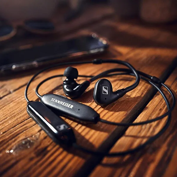 Гарнітура Sennheiser Вакуумні бездротові 20 Ом Чорна