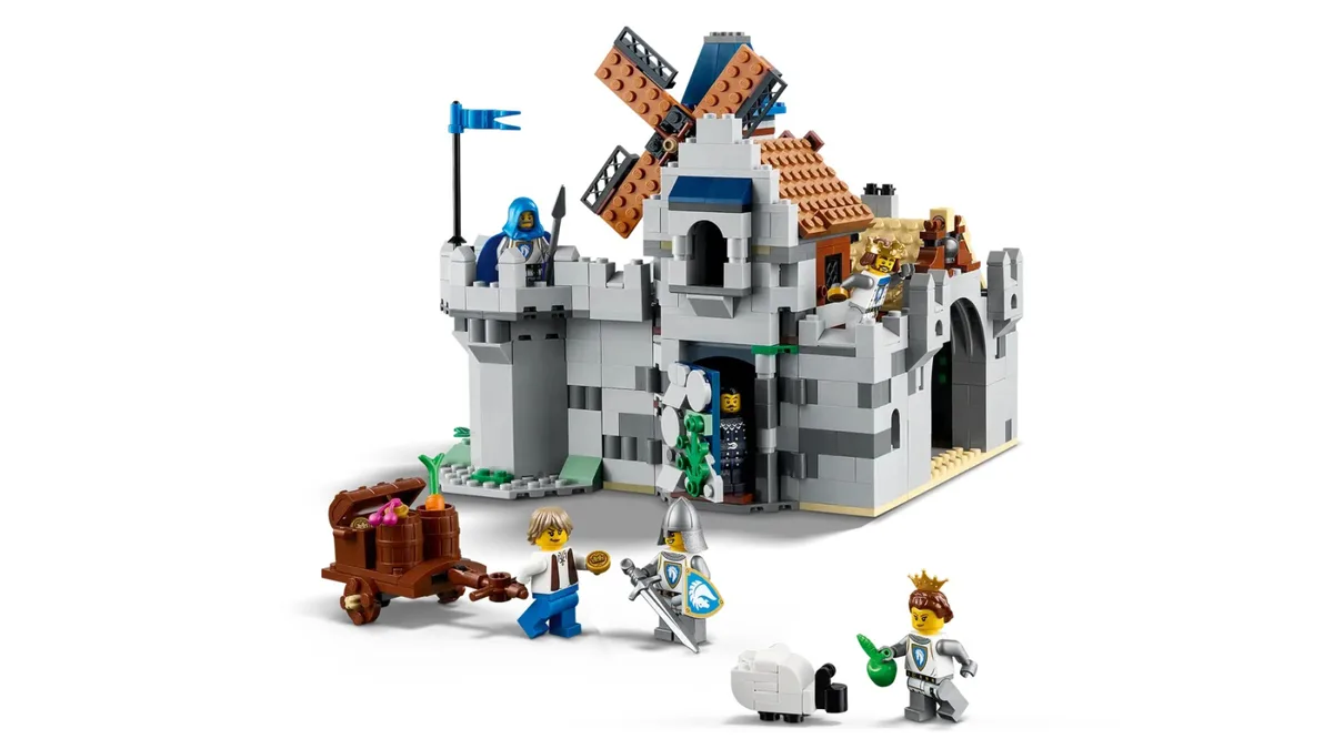 Конструктор LEGO Creator Середньовічний замок із лицарем на коні
