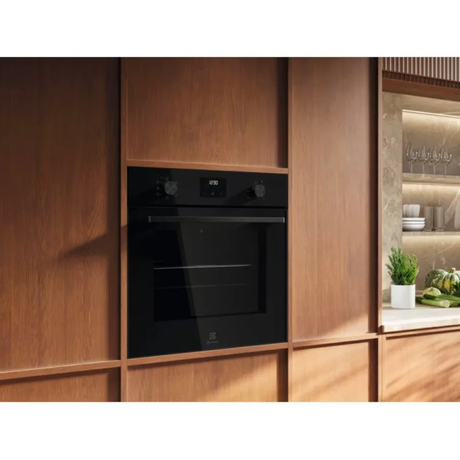 Електрична духова шафа Electrolux, об'єм 65л, клас енергоефективності A, з дисплеєм, конвекцією та телескопічними направляючими, ч
