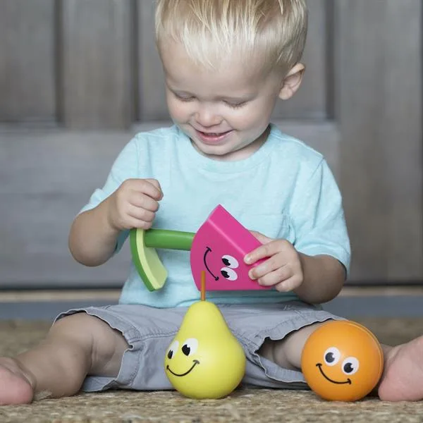 Игровой набор Fat Brain Toys Веселые фрукты разноцветные 27х13х15 см из силикона