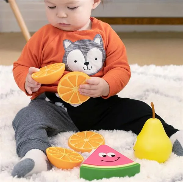 Игровой набор Fat Brain Toys Веселые фрукты разноцветные 27х13х15 см из силикона