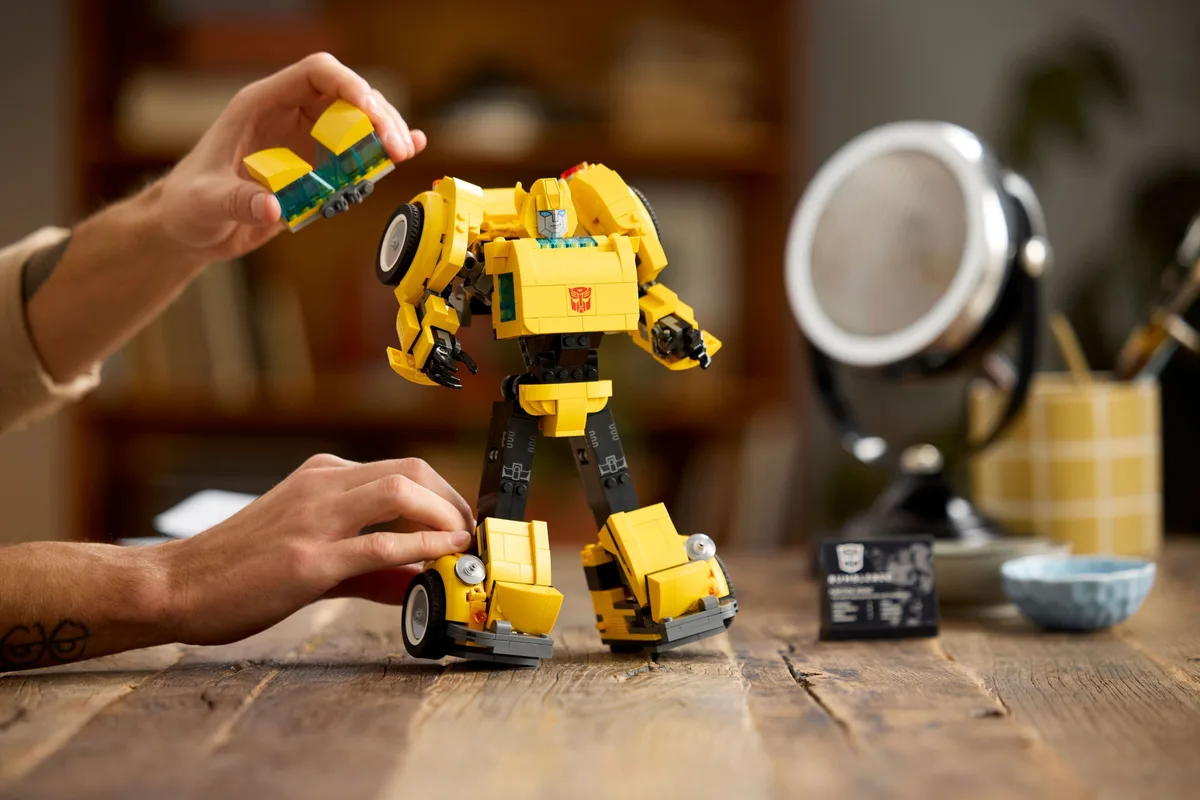 Конструктор LEGO Icons Трансформери 18+ Різнокольоровий