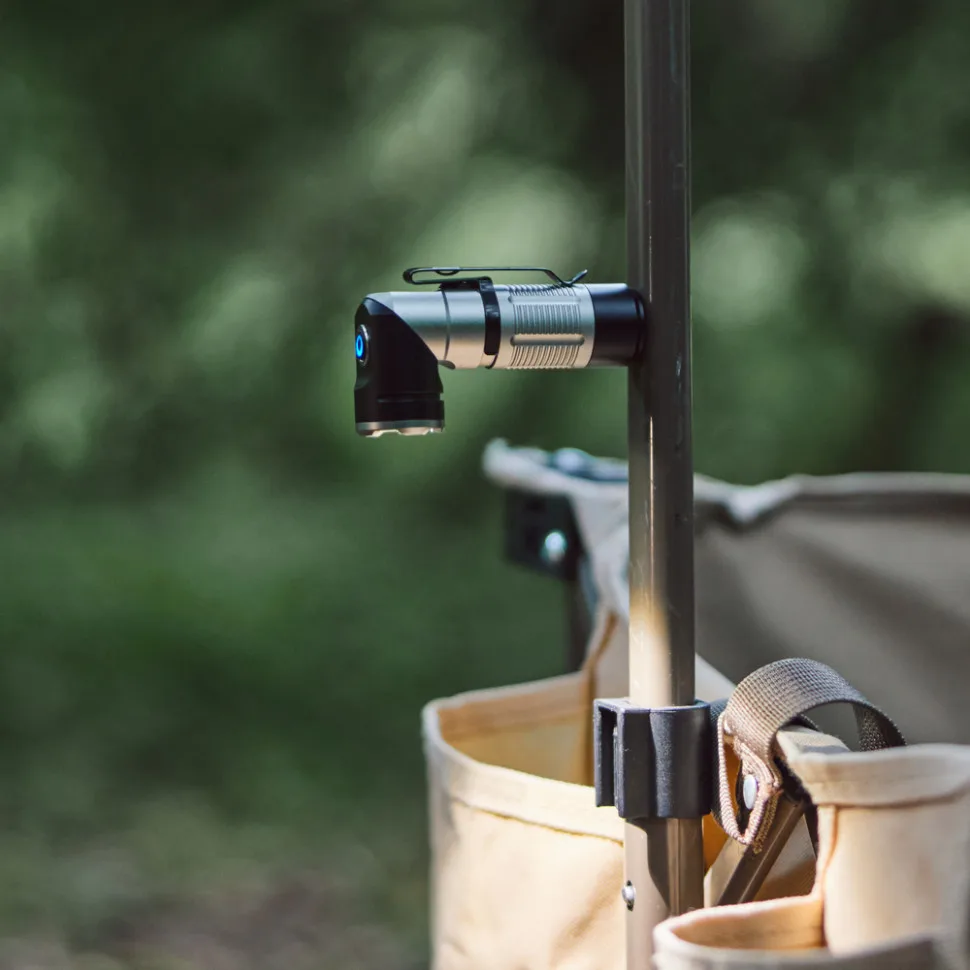 Ліхтар Naturehike алюмінієвий 25х30х99 мм чорно-сірий з кліпсою та магнітом