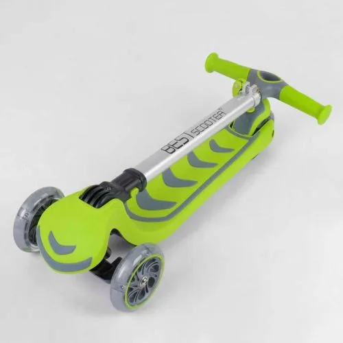 Трехколесный самокат Best Scooter складной с алюминиевым рулем для детей со светящимися колесами.