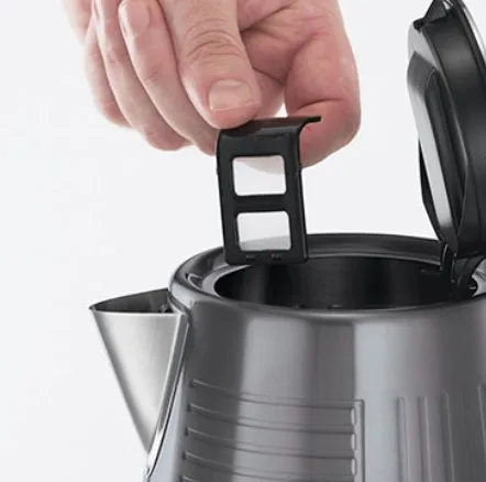 Электрочайник Russell Hobbs Geo Steel, 17 л, металлический, черного цвета