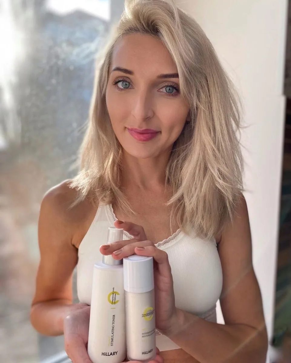 Интенсивная сыворотка для выравнивания тона кожи Hillary Vitamin C 30 мл для увлажнения и осветления кожи.