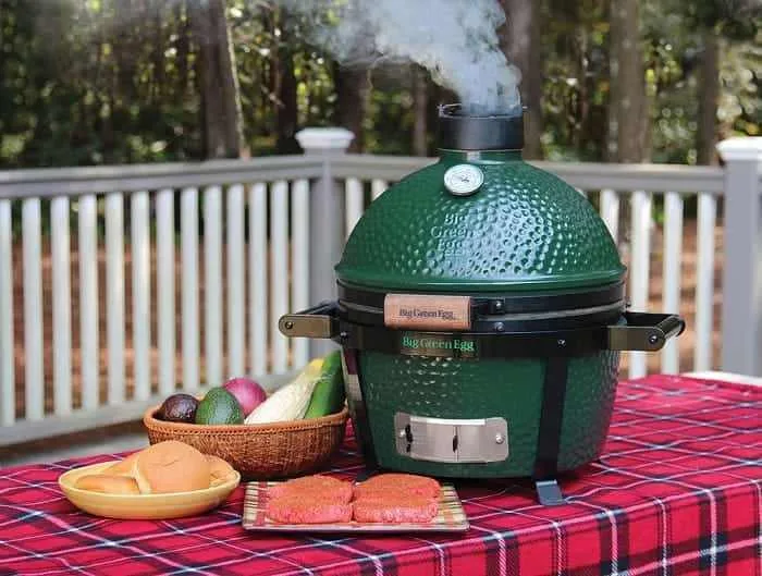 Керамічний вугільний гриль Big Green Egg MiniMax 855 см² Зелений