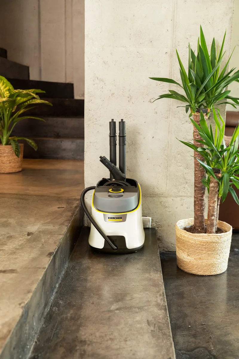 Пароочисник Karcher SC 4 Deluxe, 2200 Вт, 1300 мл, 4 Бар, білий