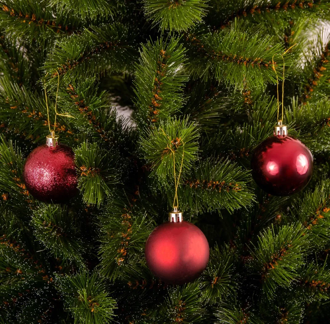 Ялинкові пластикові кулі Mica Decorations 27 шт 8 см вишневі